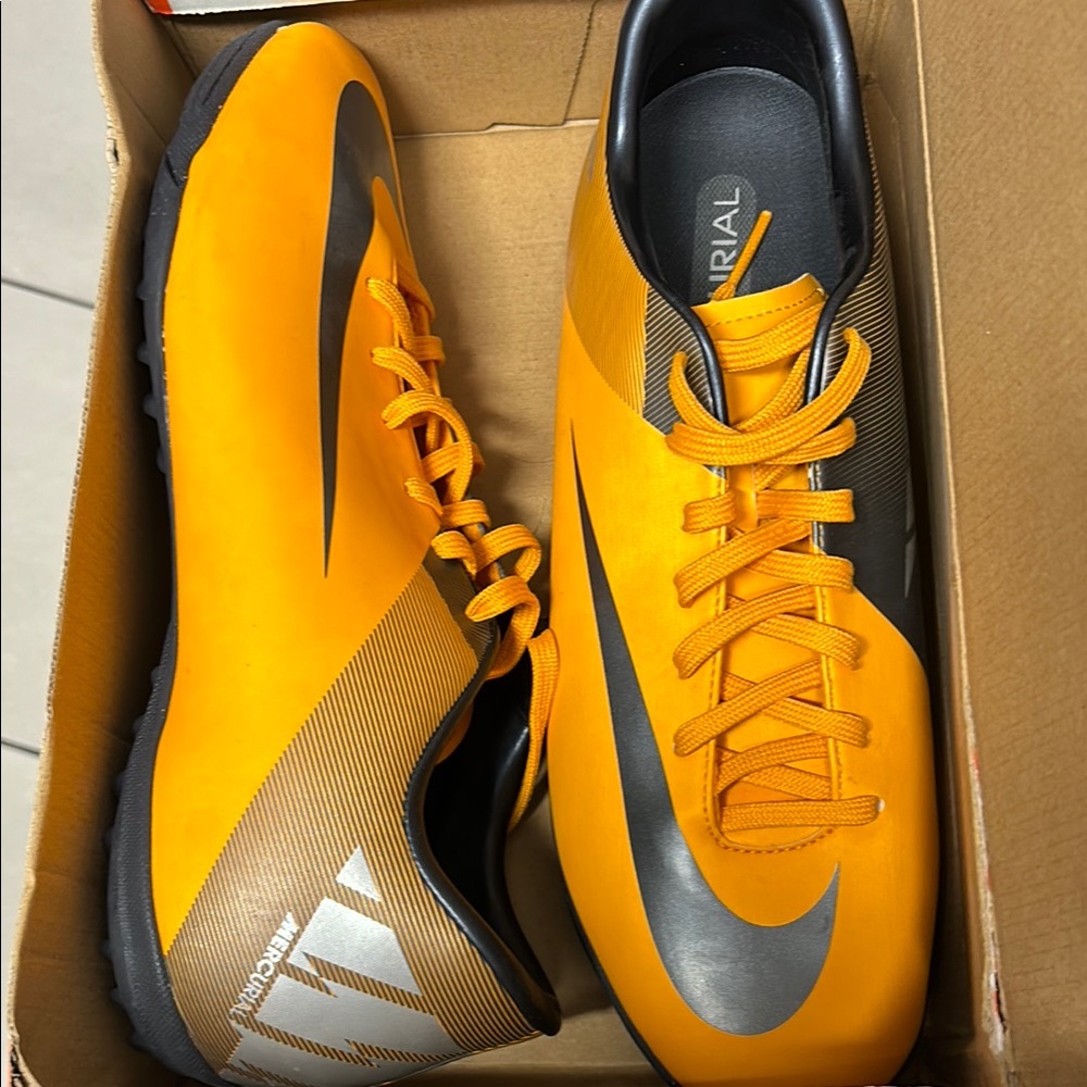 Nike Orange and Black Athletic Shoes